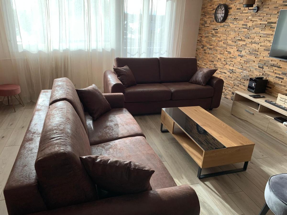 Appartement Au cœur de Lisieux 83 m2 et vue sur la Basilique Extérieur photo