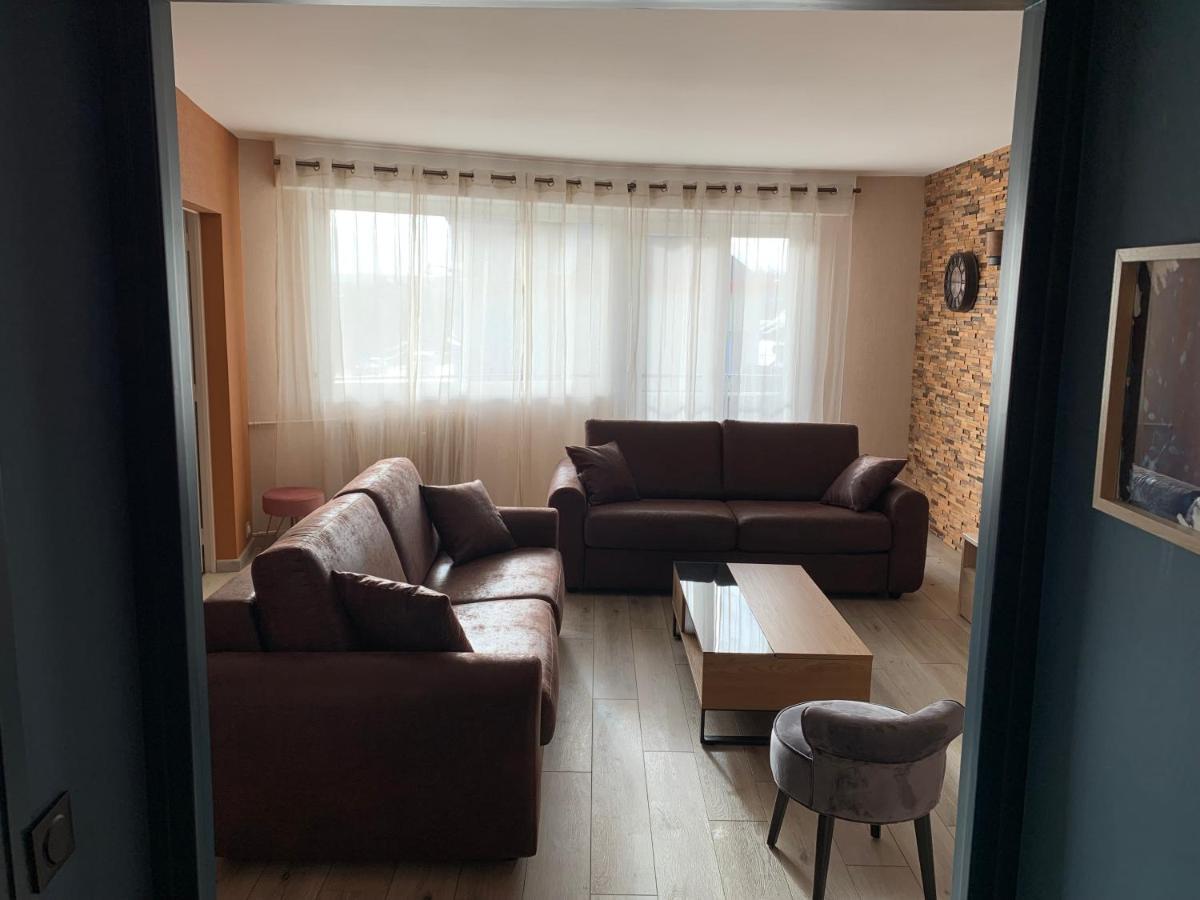 Appartement Au cœur de Lisieux 83 m2 et vue sur la Basilique Extérieur photo