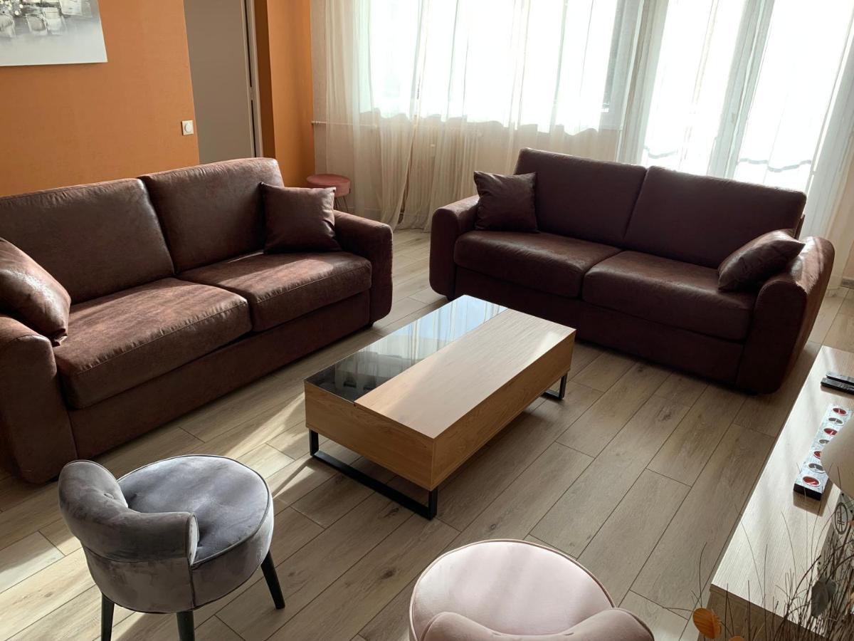 Appartement Au cœur de Lisieux 83 m2 et vue sur la Basilique Extérieur photo