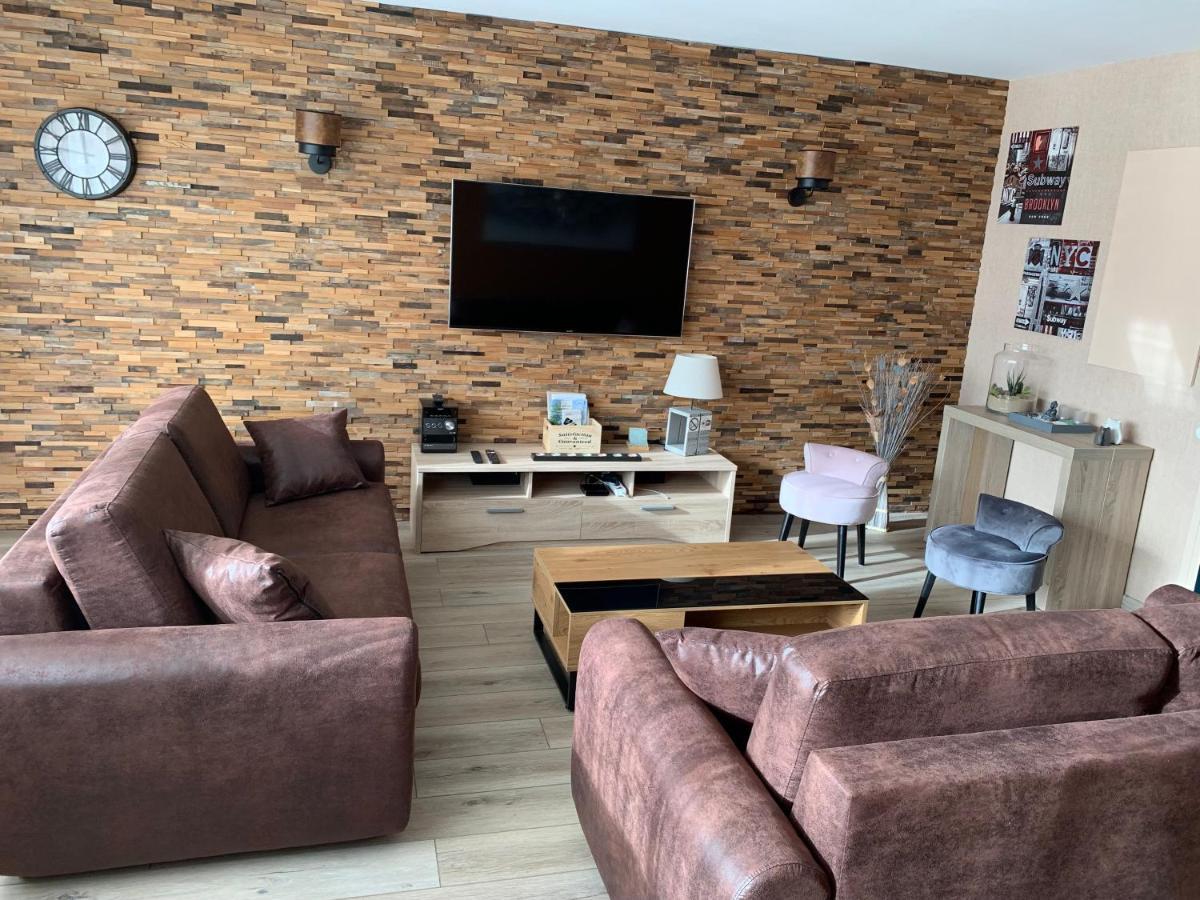 Appartement Au cœur de Lisieux 83 m2 et vue sur la Basilique Extérieur photo